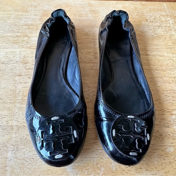 Tory Burch Reva Black Patent Leather Ballet Flat - Picture 1 of 9